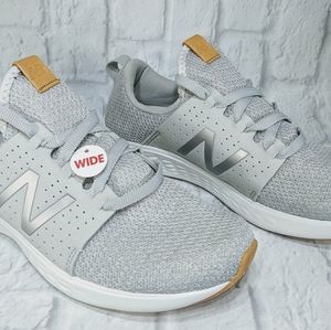 Women's New balance running shoes size 10 and a ha